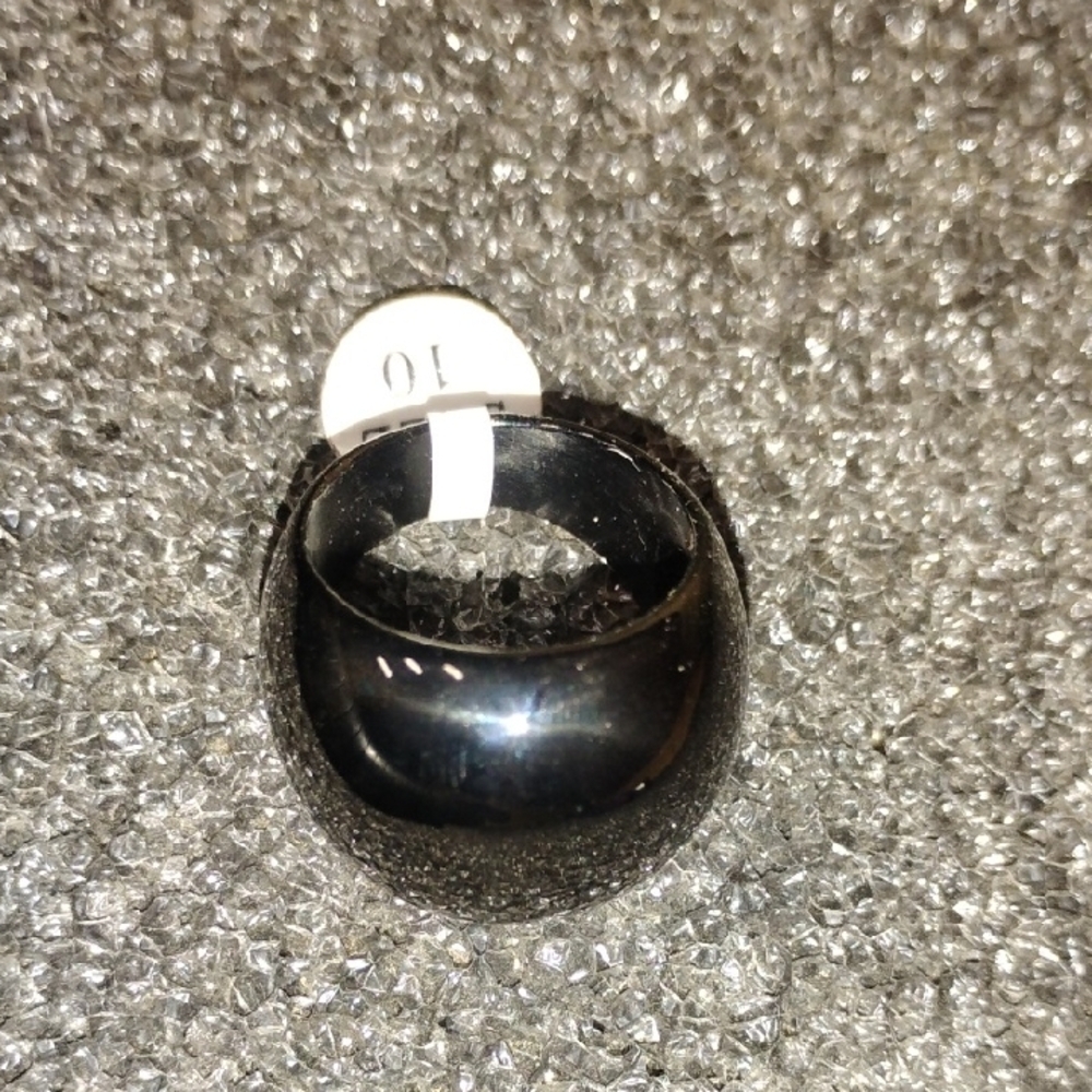 Sleek Ring Size 10